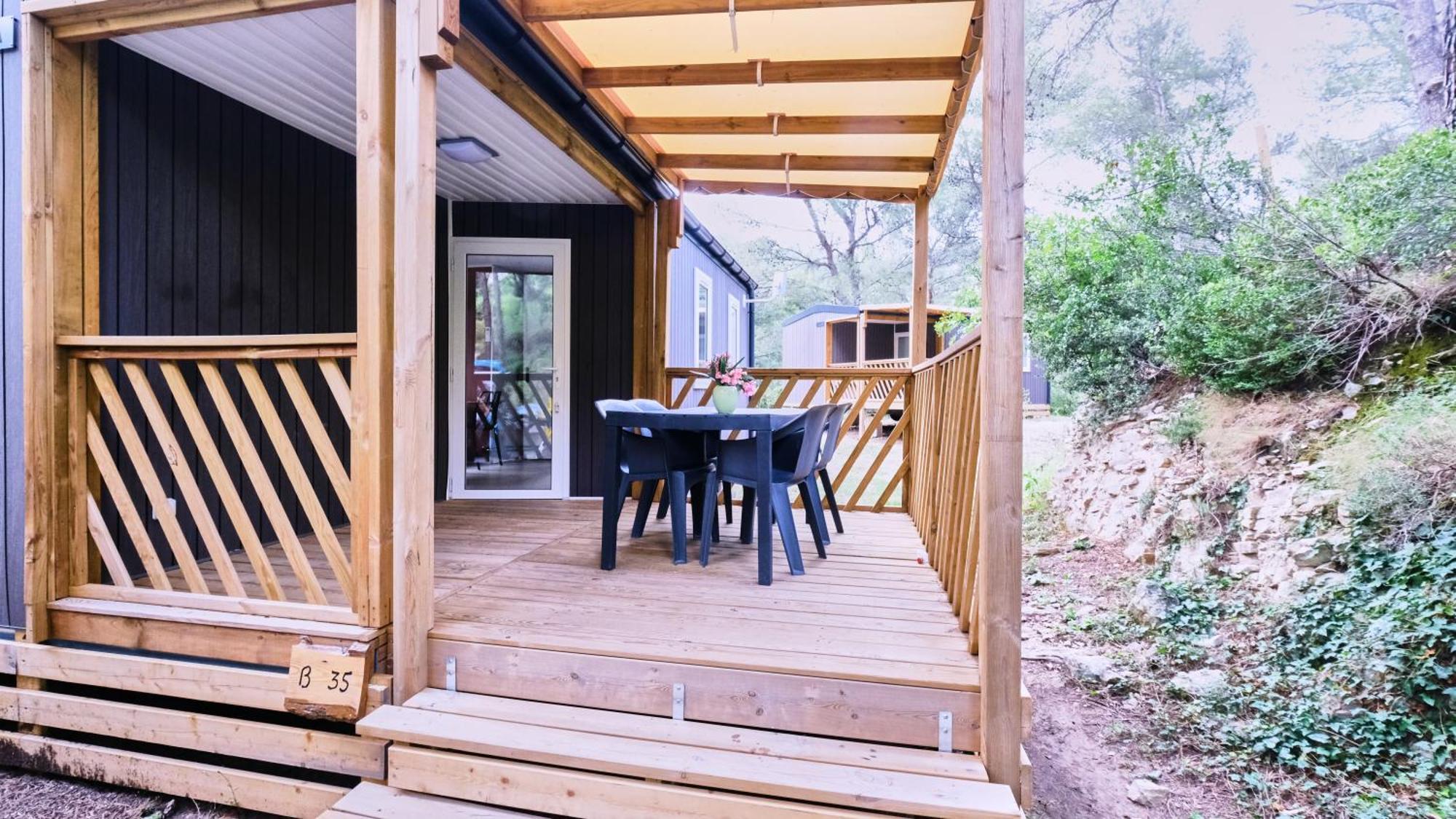 Camping De La Vallee Heureuse