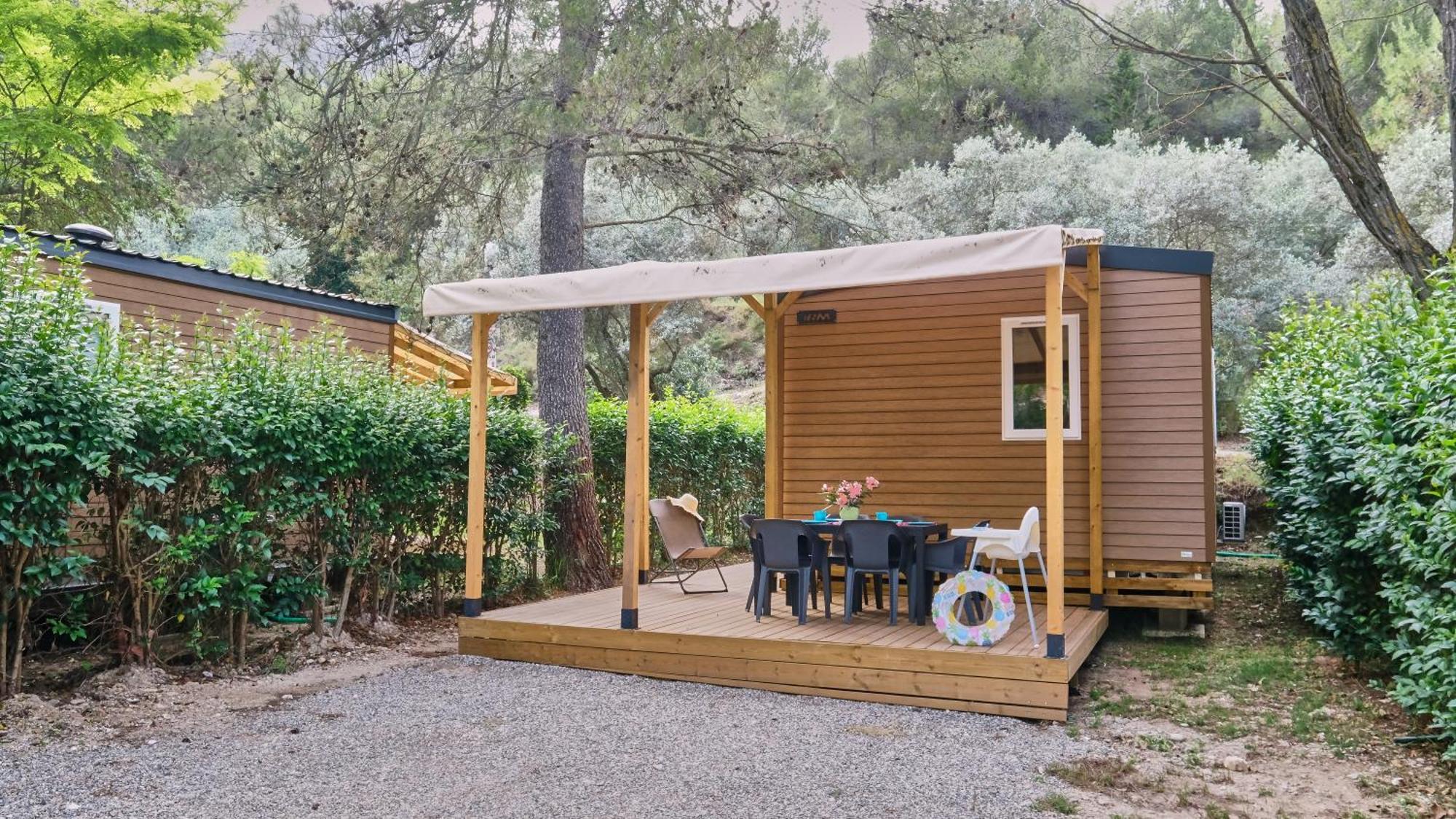 Campsite Camping De La Vallee Heureuse Orgon